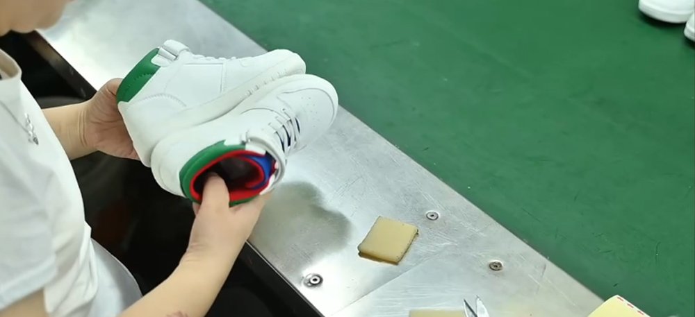 Okeshoe Chinese Sneaker Manufacturer Quality Inspection