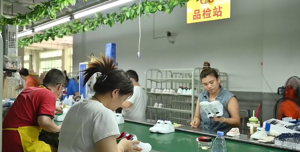 Okeshoe Sneakers Factory Quality Inspection